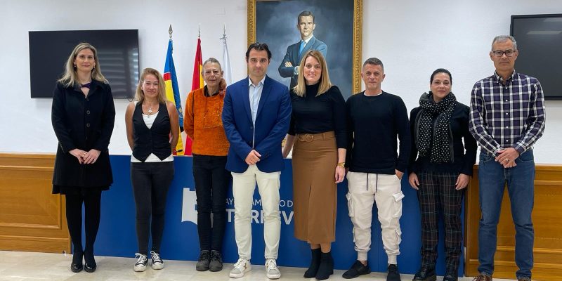 Toman posesión seis nuevos trabajadores municipales en Torrevieja