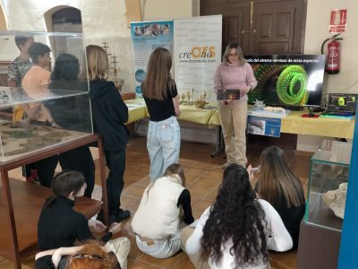 Finaliza con éxito en Torrevieja la actividad "El cerebro y Cajal en el Museo de Historia Natural"