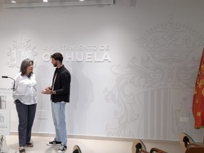 Orihuela organiza talleres dirigidos a personas mayores y sus familias