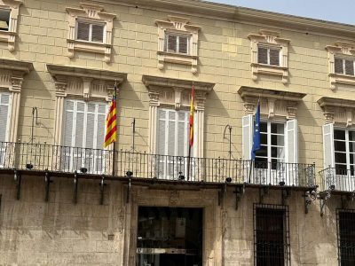 El PSOE denuncia que el Ayuntamiento de Orihuela trata de invisibilizar el Día del Pueblo Gitano