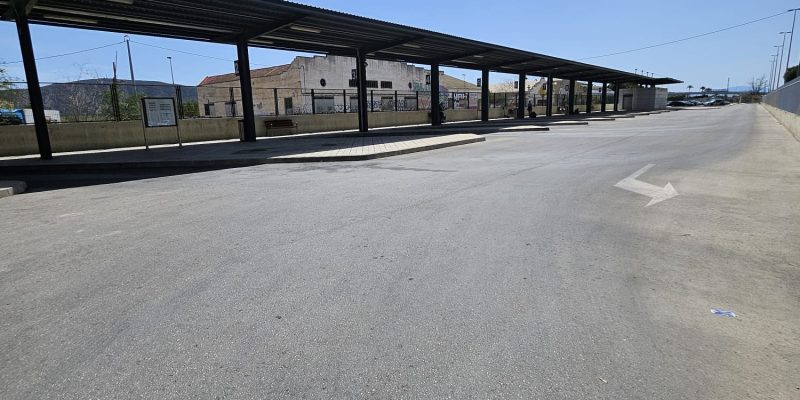 Orihuela aumenta las frecuencias y paradas de 4 líneas de autobuses interurbano