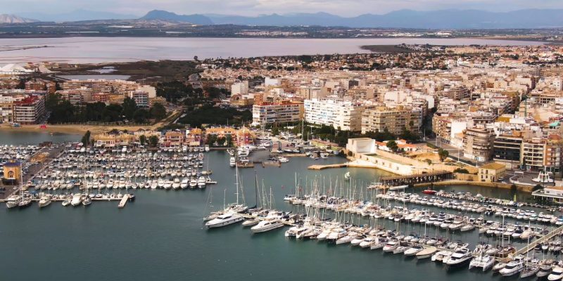Torrevieja anuncia la nueva programación cultural para el verano