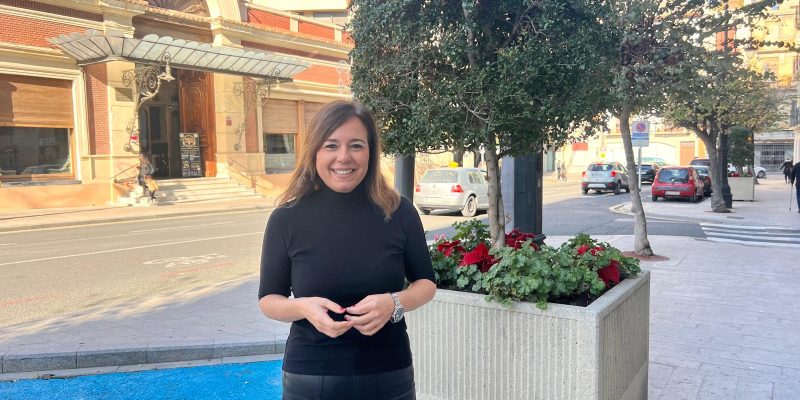 Cs Orihuela lamenta "la escasa programación para celebrar el Día del Libro"