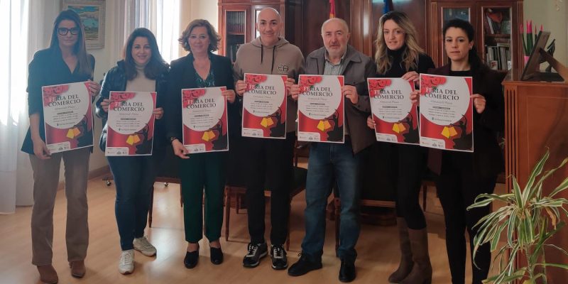 Almoradí presenta su renovada Feria del Comercio llamada "Almoradí Plaza"
