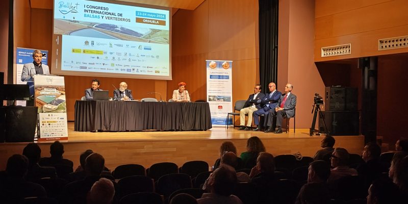 Orihuela inaugura su I Congreso Internacional de Balsas y Vertederos