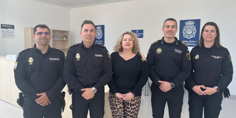 La Policía Nacional refuerza la Oficina de Exstranjería de Orihuela Costa