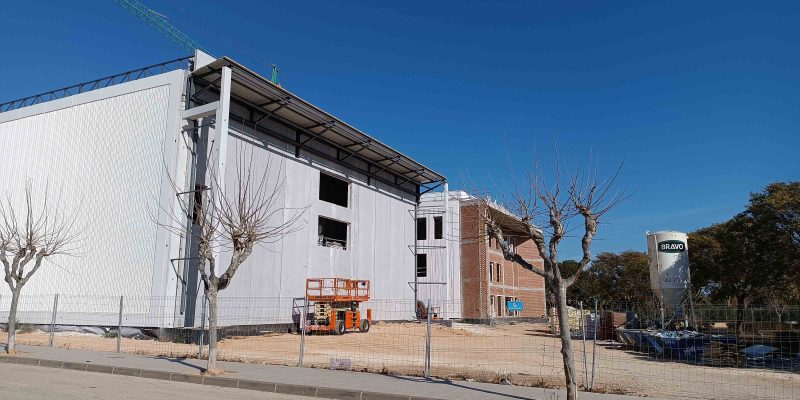 Pilar de la Horadada aprueba asumir los sobrecostes del CAMME