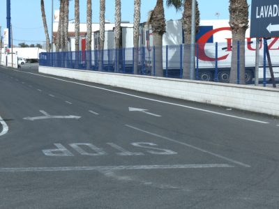 San Isidro mejora el Camino Fidel que da acceso al Polígono La Granadina