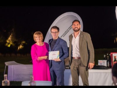 La II Gala Benéfica en favor de ADIS supera los 8.800 euros de recaudación