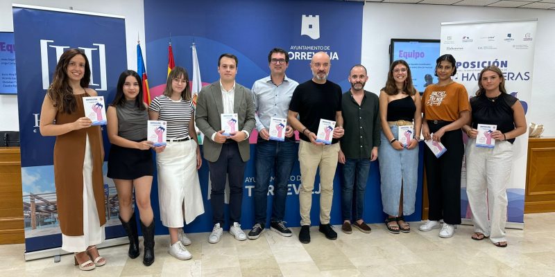 Organizan en Torrevieja la exposición "Entre las olas tatuadas"