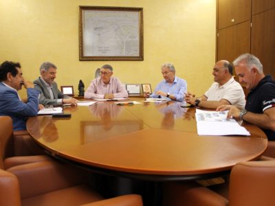 Orihuela y la CHS buscan un acuerdo para la cesión de la cerretera de los tubos