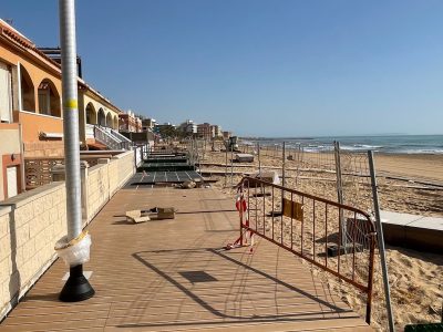 Torrevieja abre la semana que viene un tramo de la senda peatonal de La Mata