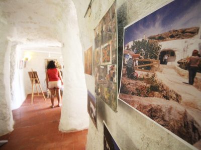 Un concierto en las cuevas del Rodeo de Rojales pondrán fin al Festival de Artes Escénicas