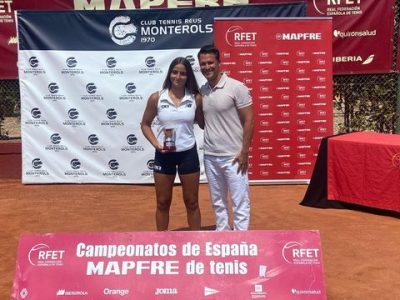 La tenista bigastrense Charo Equiva se proclama campeona de España Junior
