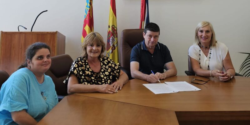 ADIS vuelve a encargarse de la limpieza de zonas municipales de Benijófar