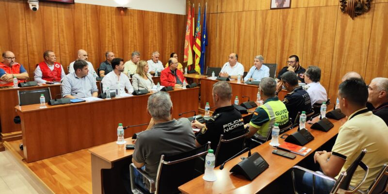 Orihuela reúne al CECOPAL para actuar ante posibles emergencias