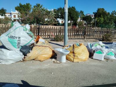 Orihuela impulsa el contrato para la limpieza de escombreras ilegales