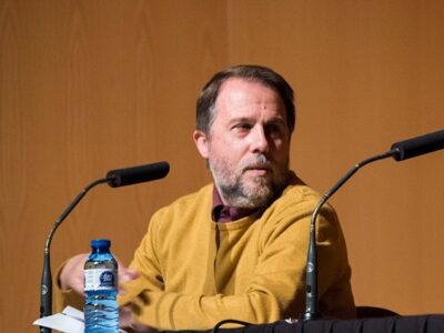 Artículo de opinión de José Luis Zerón Huguet, poeta y escritor