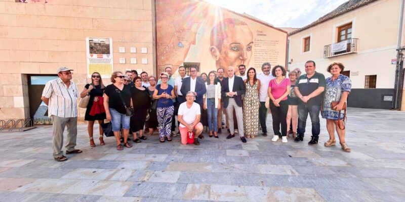 Los socialistas de la Vega Baja reivindican a Miguel Hernández en Orihuela