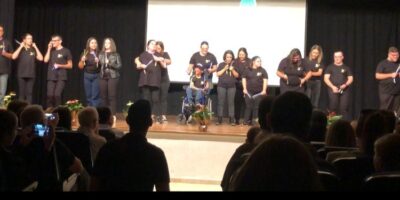 ADIS llena el Centro Social de Jacarilla en la presentación de su Calendario Solidario