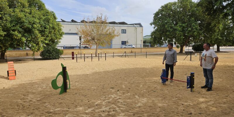 El Ayuntamiento de Benejúzar culmina las obras de su primer parque canino
