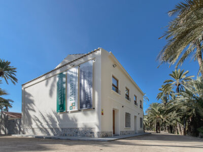 Orihuela continúa las visitas guiadas al Palmeral y al Centro de Interpretación