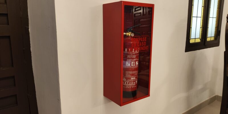 Orihuela licita el servicio de mantenimiento de equipos de extinción de incendios