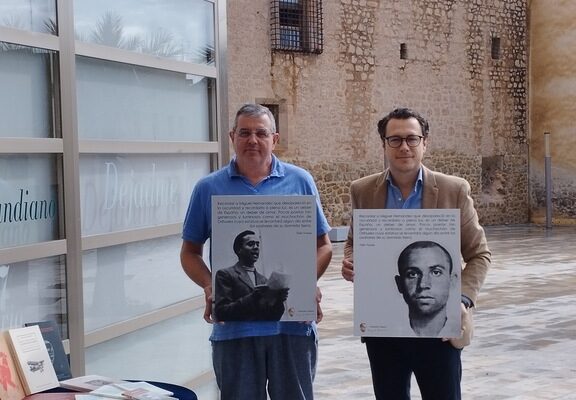 La Fundación Miguel Hernández y ACMO programan homenajear el 114 aniversario del poeta