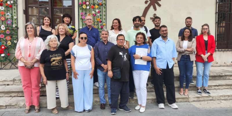 Orihuela conmemora el Día Mundial de la Salud Mental con la lectura de un manifiesto