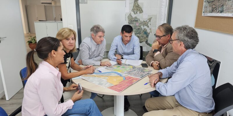 Orihuela trabaja con la Generalitat en el impulso de proyectos estratégicos para el municipio