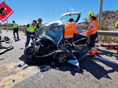 Fallece una joven de 20 años en un accidente de tráfico en la CV-930 de Orihuela