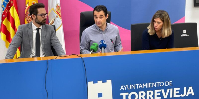 Torrevieja recoge más de 78.000 kilos de material para los damnificados por la DANA
