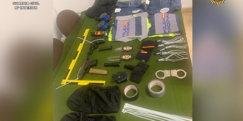 Desarticulan una banda de "policías full" tras cometer un robo en Guardamar