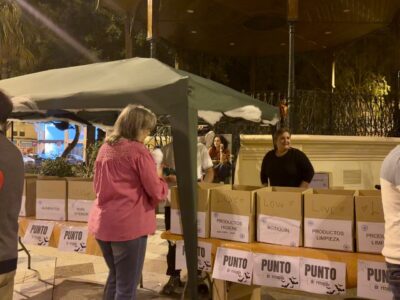 Orihuela recauda más de 800 kg de productos en su Halloween Solidario