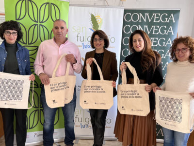 Convega reivindica el habla popular de la Vega Baja mediante material promocional