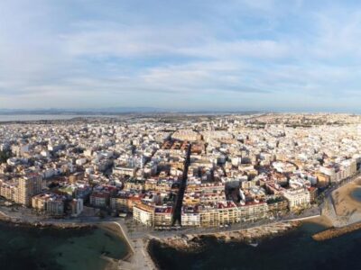 Torrevieja comienza 2025 con 106.350 habitantes empadronados