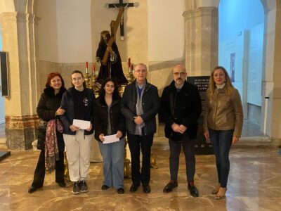 Los Pilares de la Soledad de Orihuela supera las 75 becas entregadas