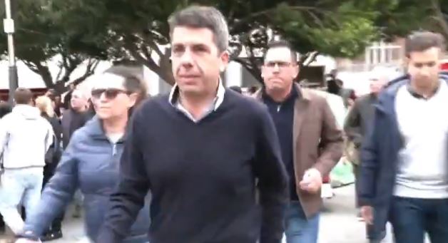 El PP de Orihuela condena el escrache a Carlos Mazón y señala a PSOE, Cambiemos y la Plataforma del IES El Palmeral