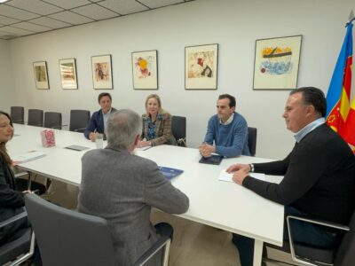 Torrevieja, AGAMED y Cruz Roja firman la segunda fase del Programa OLA