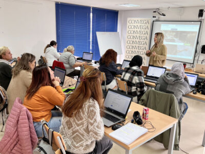 Convega pone en marcha un programa de formación digital para mujeres