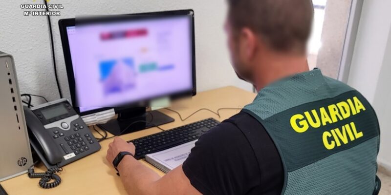 Detienen a un hombre por una serie de robos en viviendas de Torrevieja