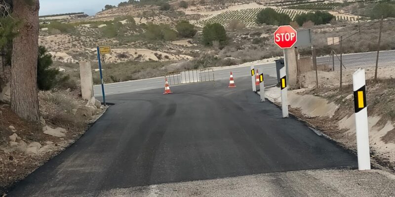 Orihuela repara el Camino de la Fuente de Don Juan entre Hurchillo y Torremendo