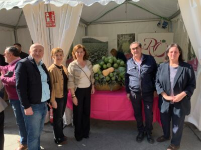 El X Congreso Nacional de la Alcachofa de Almoradí contó con miles de visitantes