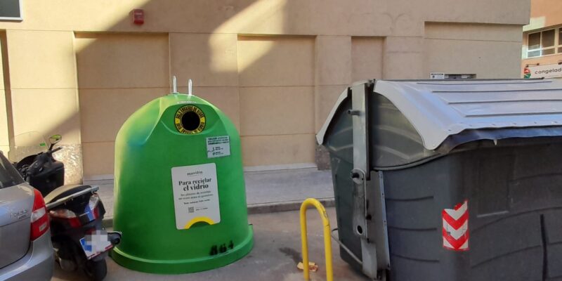 Orihuela amplía la campaña "Ecobarrios" para fomentar el reciclaje del vídrio