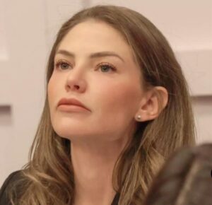 Artículo de opinión de Aynara Navarro Juan, exconcejala del PSOE en Orihuela y actual asesora del Parlamento Europeo en el Grupo Socialista, sobre el significado y los desafíos actuales del 8 de marzo