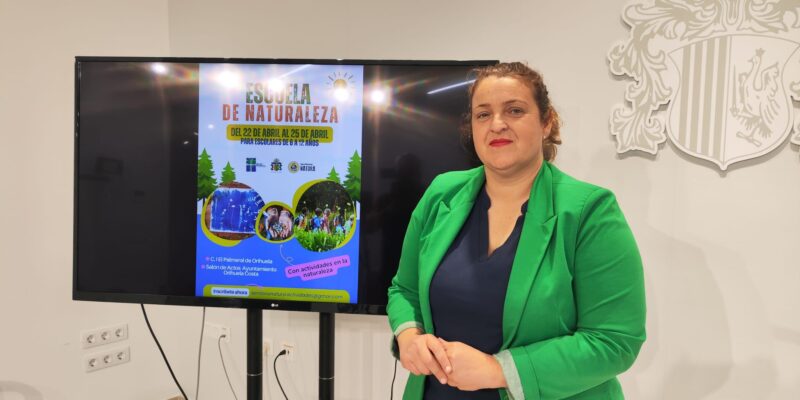 Orihuela organiza una Escuela de Naturaleza en el Palmeral y en la costa