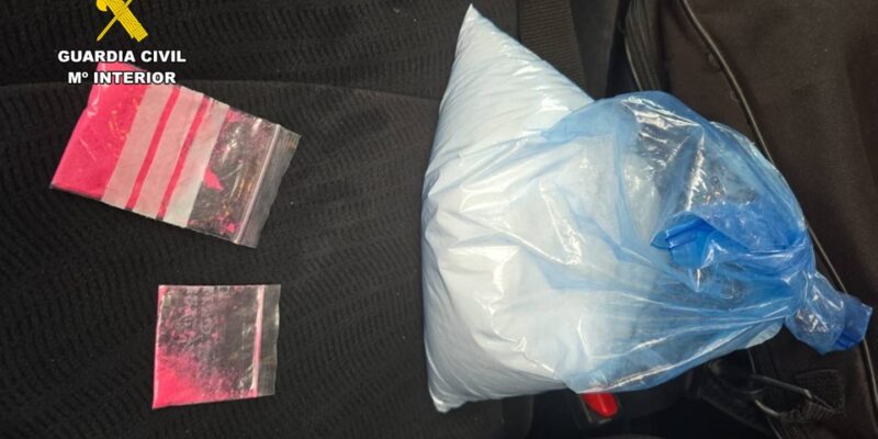 Detienen a cuatro personas con un kilo de ketamina en pleno casco urbano de Torrevieja