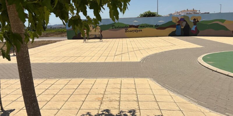 Benejúzar dedica una plaza a Rosario Bernabé Javaloyes "La Charloa"