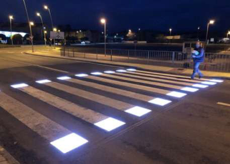 La Concejalía de Seguridad Ciudadana de Orihuela ha sacado a licitación por 584.270 euros el contrato de suministro y obras que modernizará toda la red semafórica del municipio, incorporando tecnología LED, tele gestión remota y mejoras en seguridad, accesibilidad y eficiencia energética.