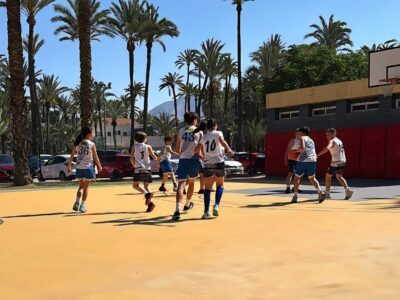 Orihuela destina casi un millón de euros en el transporte de niños a las actividades deportivas